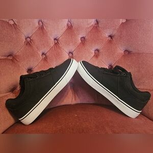 Black and White Sneakers for Everyday Comfort